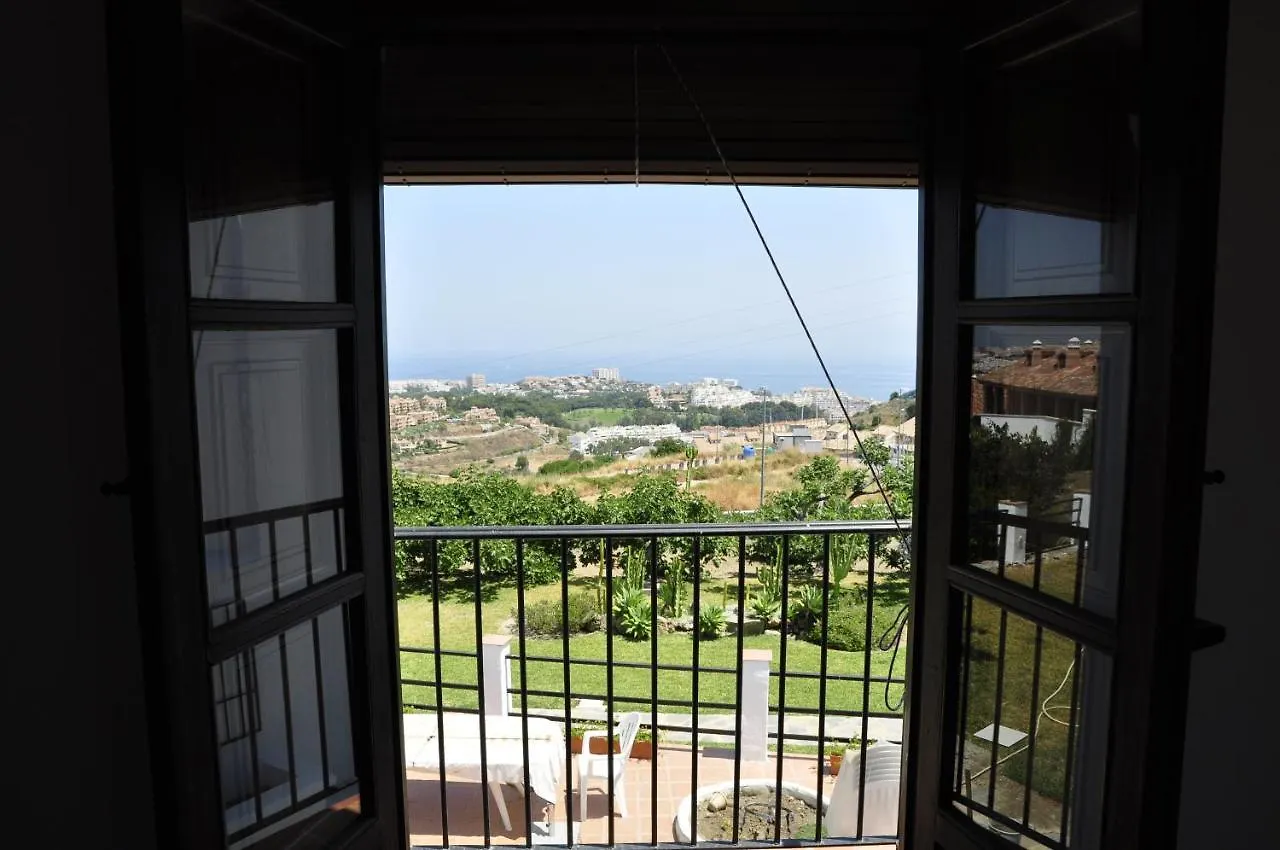Lo Antonio Coronao: Sea View Villa with Pool and Garden Benalmadena